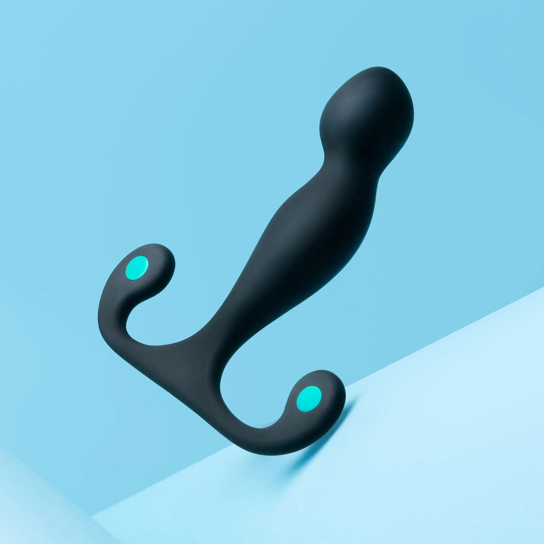 b-Vibe P-Spot Vortex Flex Hands-Free Angled Silicone Prostate Massager - Image 12