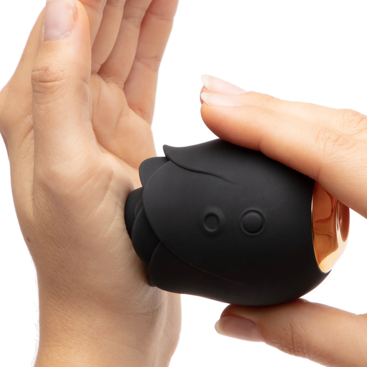 Fifty Shades Of Grey The Rose Silicone Rechargeable Clitoral Pressure Wave Stimulator - Black - Image 5