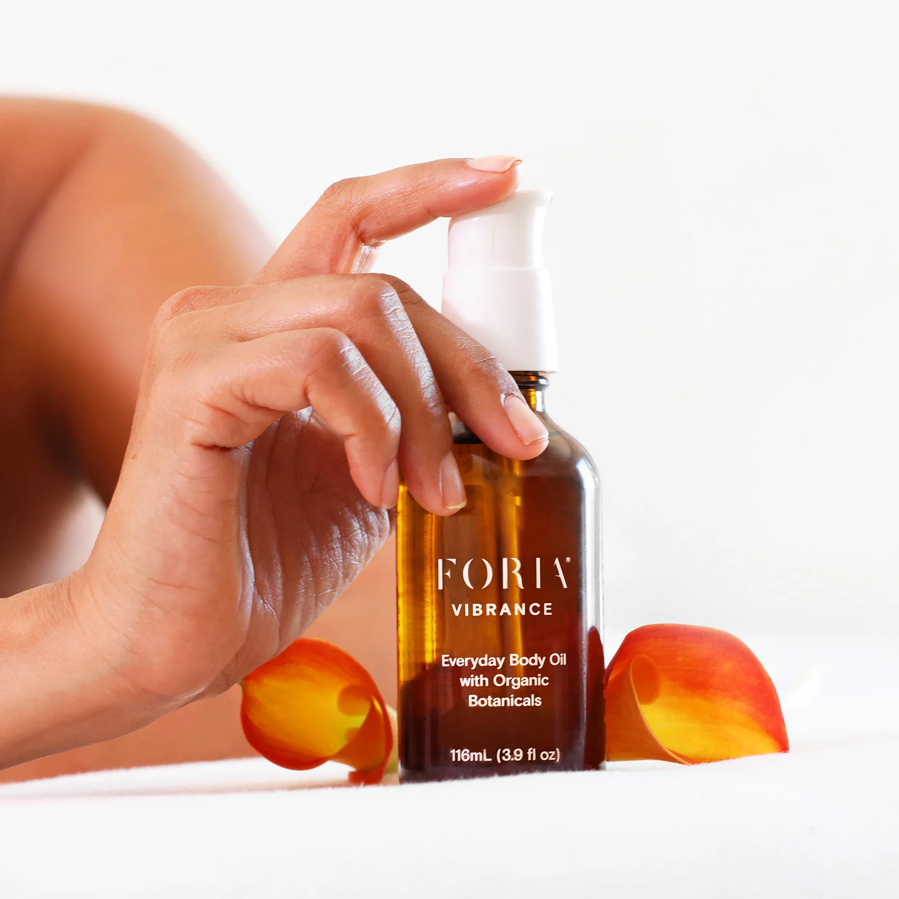 Foria Vibrance Everyday Body Oil with Organic Botanicals 3.9 fl oz - Image 11
