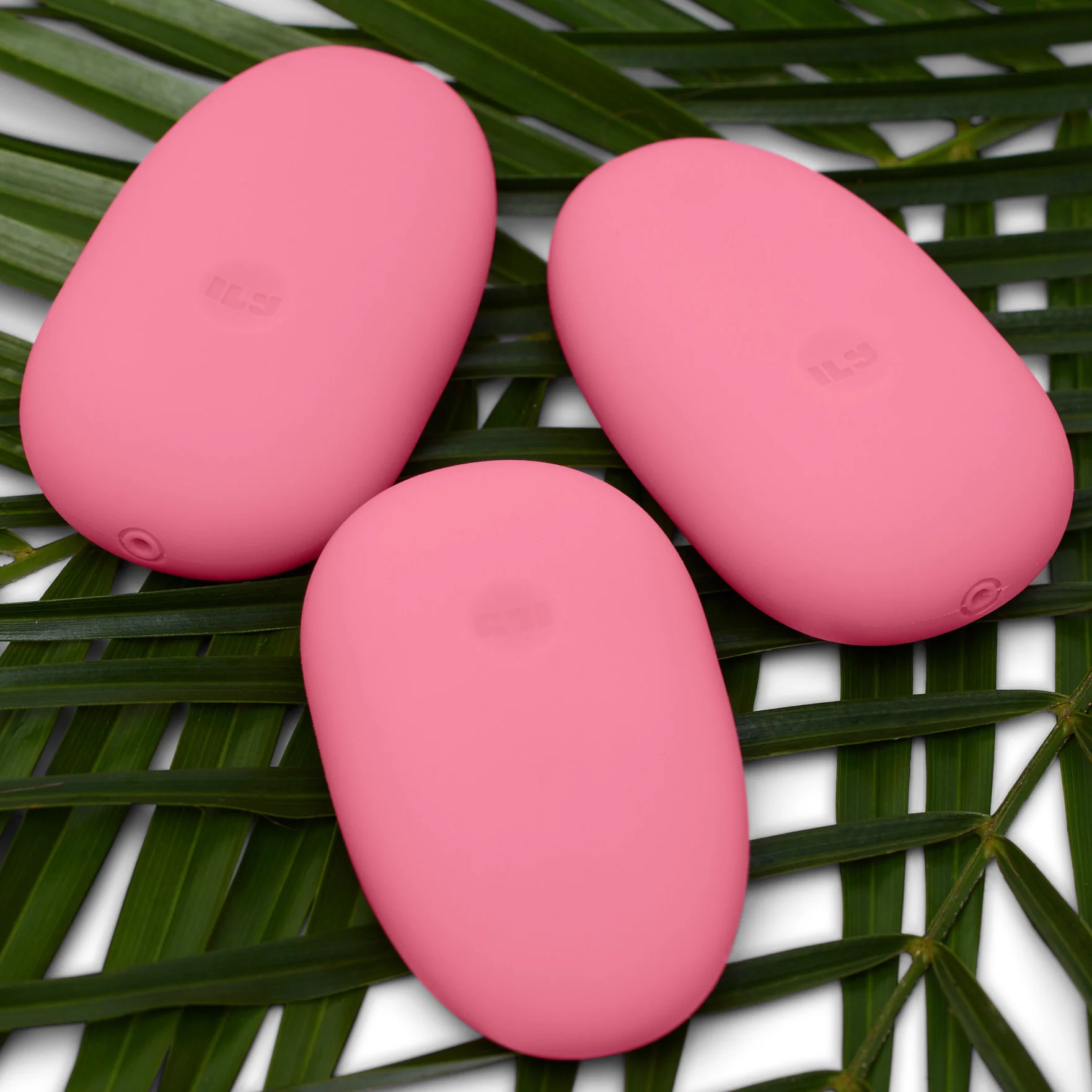 Je Joue ILY The Pebble Rechargeable Silicone Vibrator - Image 12
