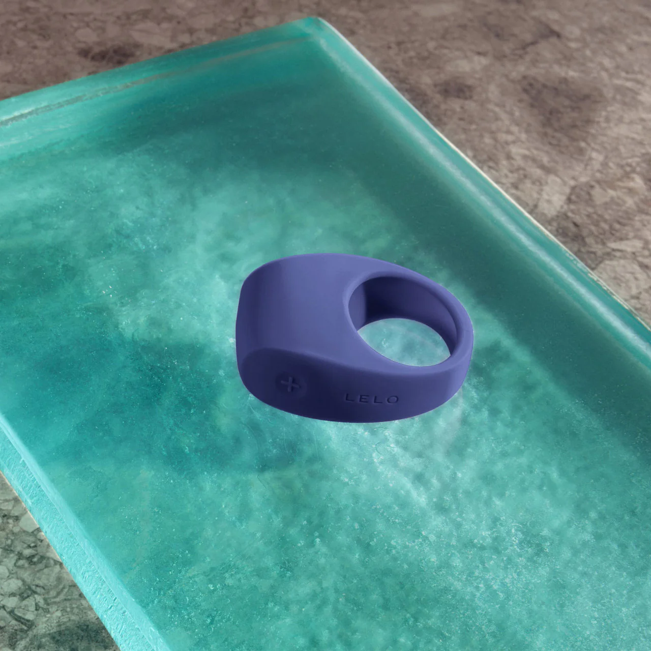 LELO TOR 3 Silicone Waterproof Rechargeable App Enabled Vibrating Cock Ring - Base Blue - Image 3