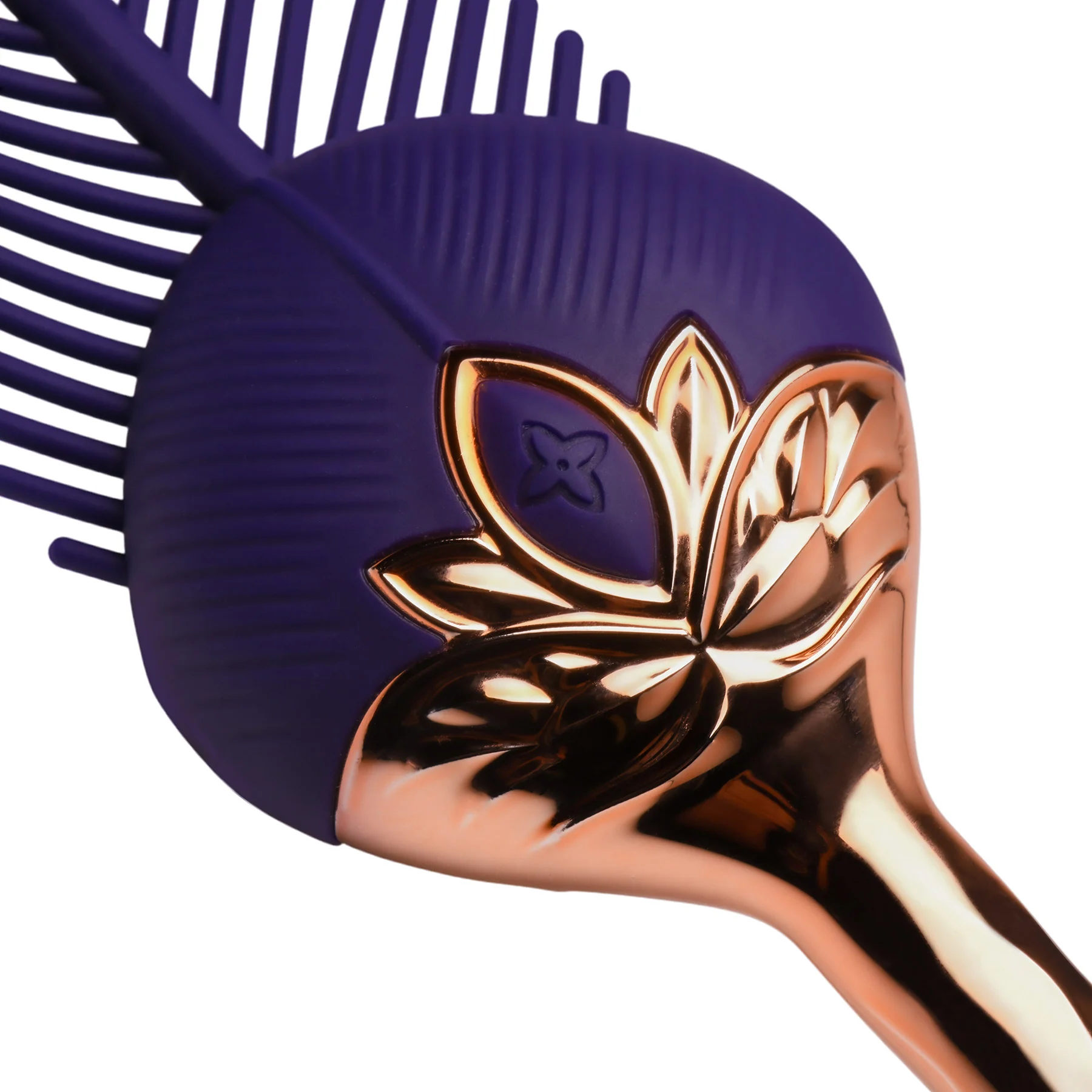 Master Series The Tickler Vibrating Silicone Feather - Image 5