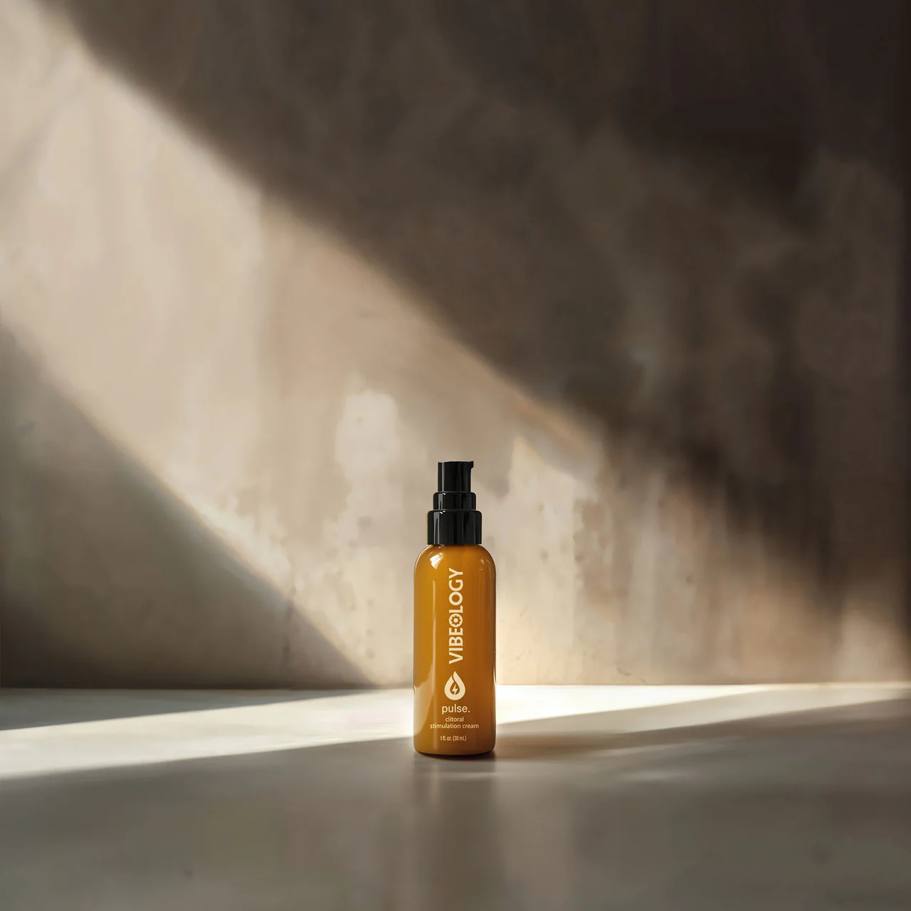 Perfect Pairings - 8 oz Pure Organic Lubricant & 1 oz Pulse Clitoral Stimulation Cream By Vibeology - Image 7