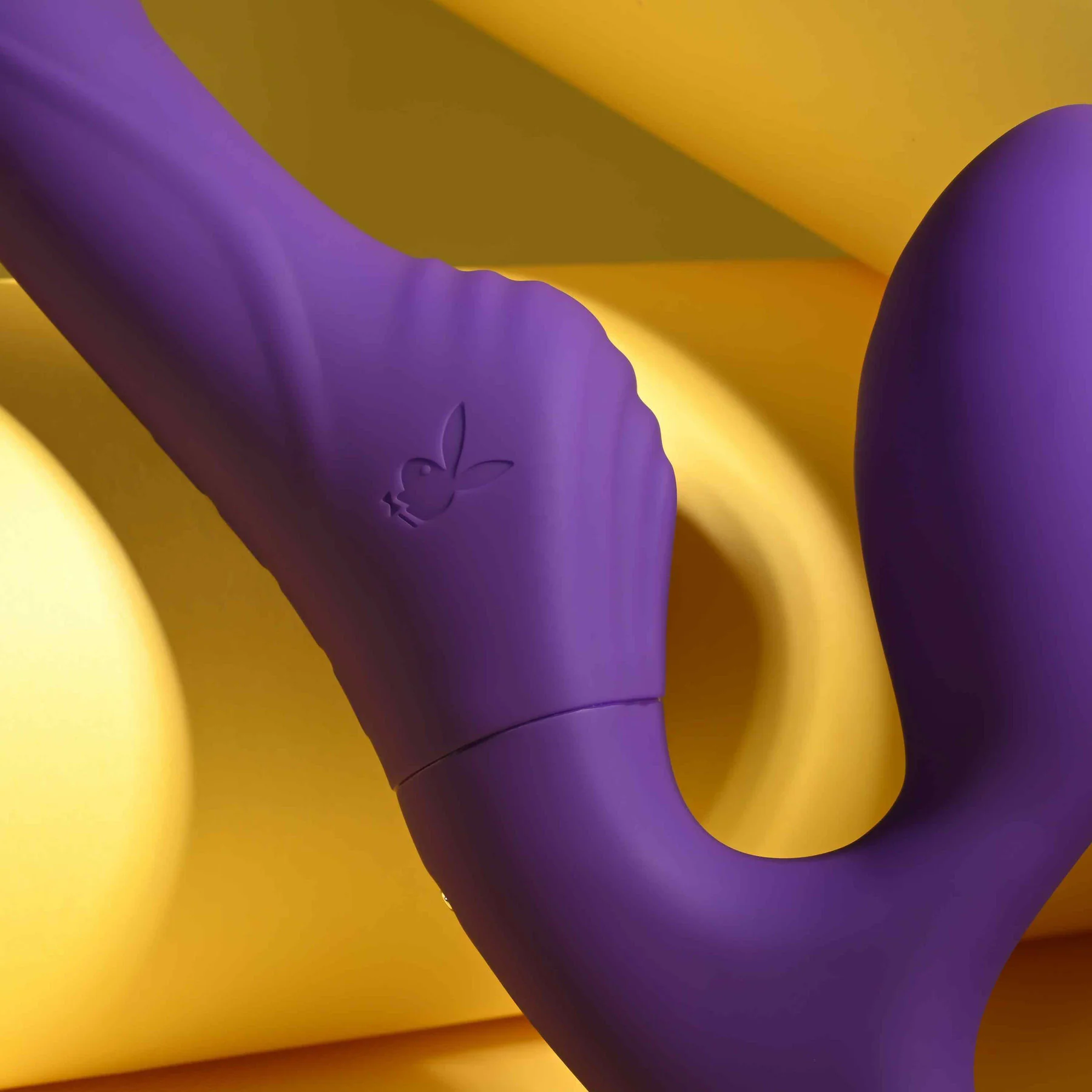 Playboy Pleasure Hug It Out Inflatable Triple Stimulation Vibrator With Remote - Image 4