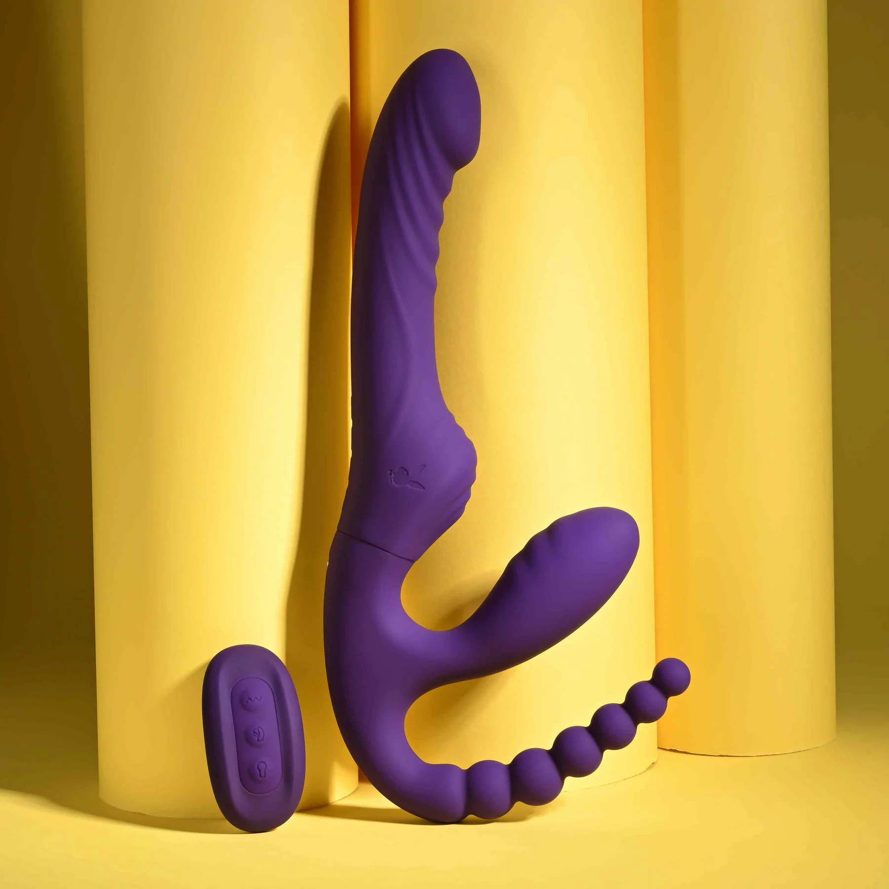 Playboy Pleasure Hug It Out Inflatable Triple Stimulation Vibrator With Remote - Image 6