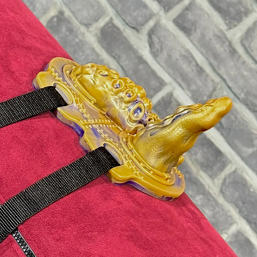 Uncover Creations The Tentacle Grinder IV Silicone Grinding Toy - Moondust - Image 8