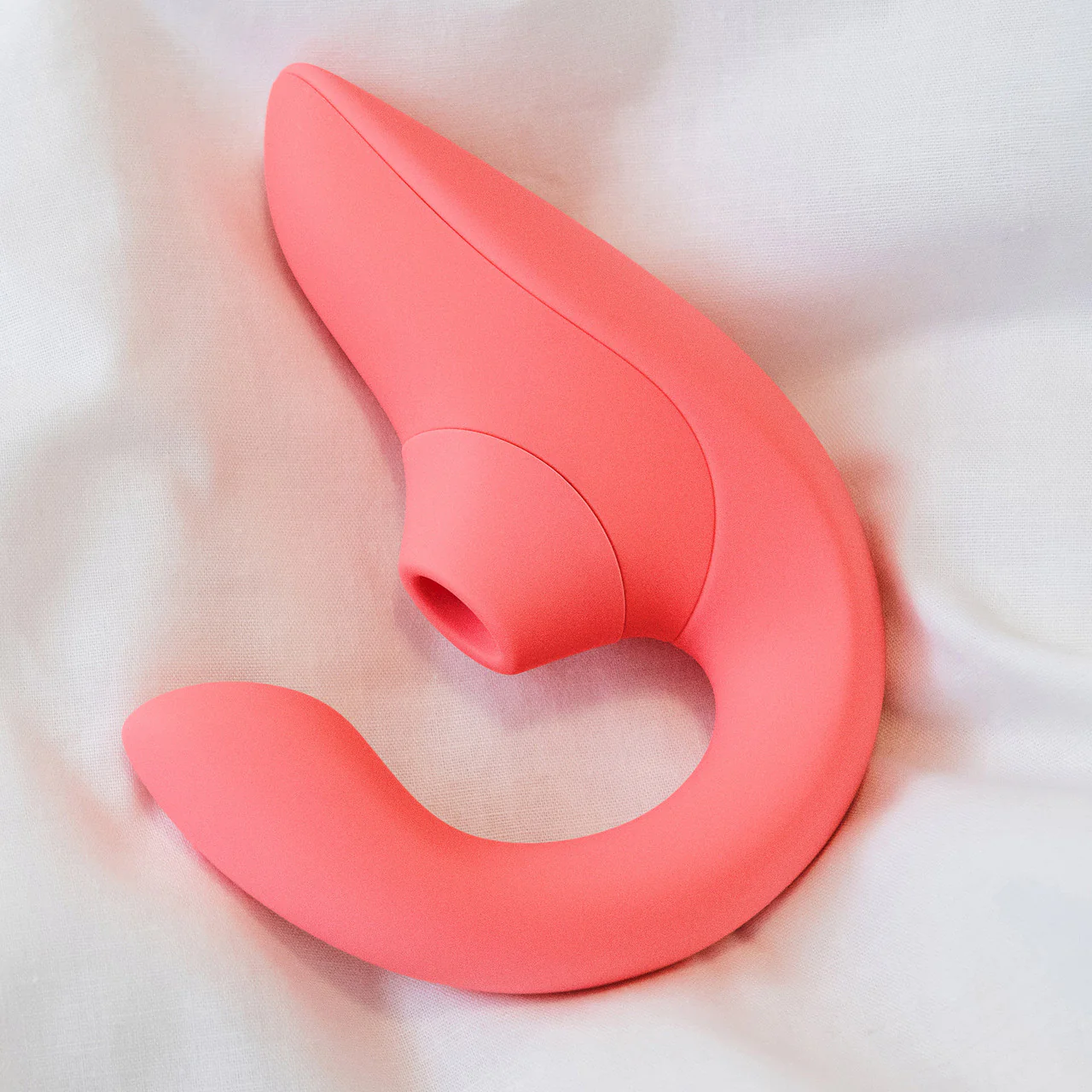 Womanizer Blend Dual Stimulation Vibrator Featuring Pleasure Air Technology - Vibrant Rose - Image 15