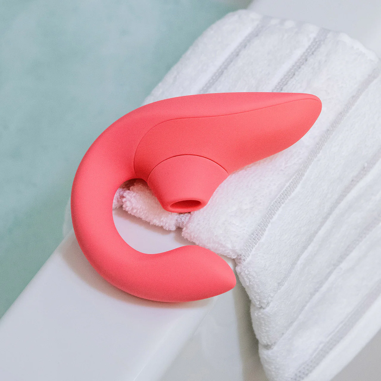 Womanizer Blend Dual Stimulation Vibrator Featuring Pleasure Air Technology - Vibrant Rose - Image 20